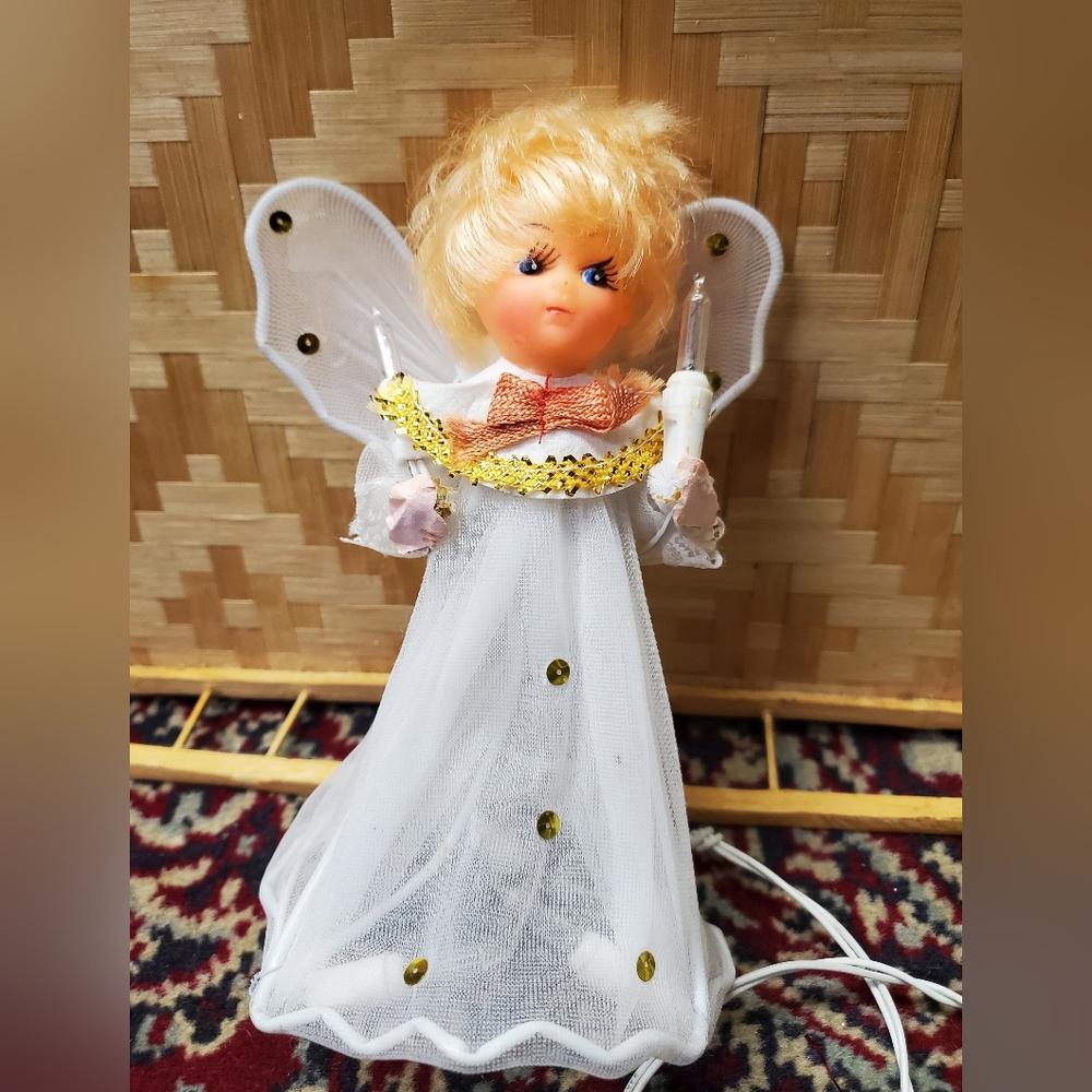 1960s  Vintage Angel tree topper. Willis Electric